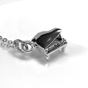 Small Shiny Silver tone 3D Piano Musical Instrument Charm Pendant Necklace